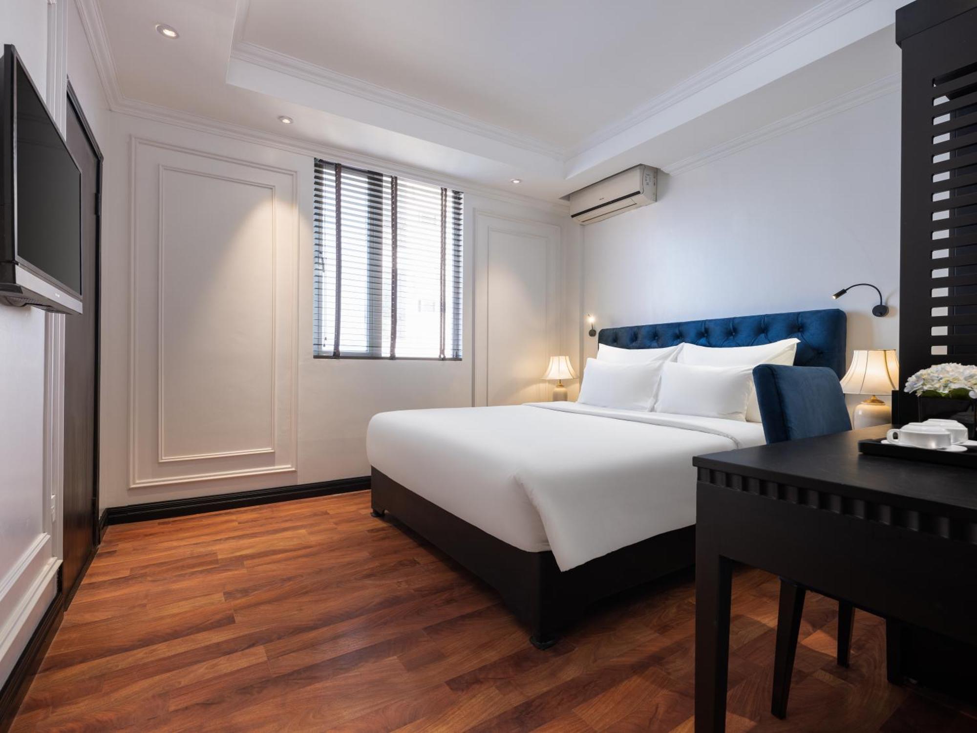 The Flower Boutique Hotel & Travel Hanoi Exterior photo